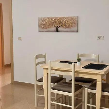 Arena Apartment Elbasan Exterior photo